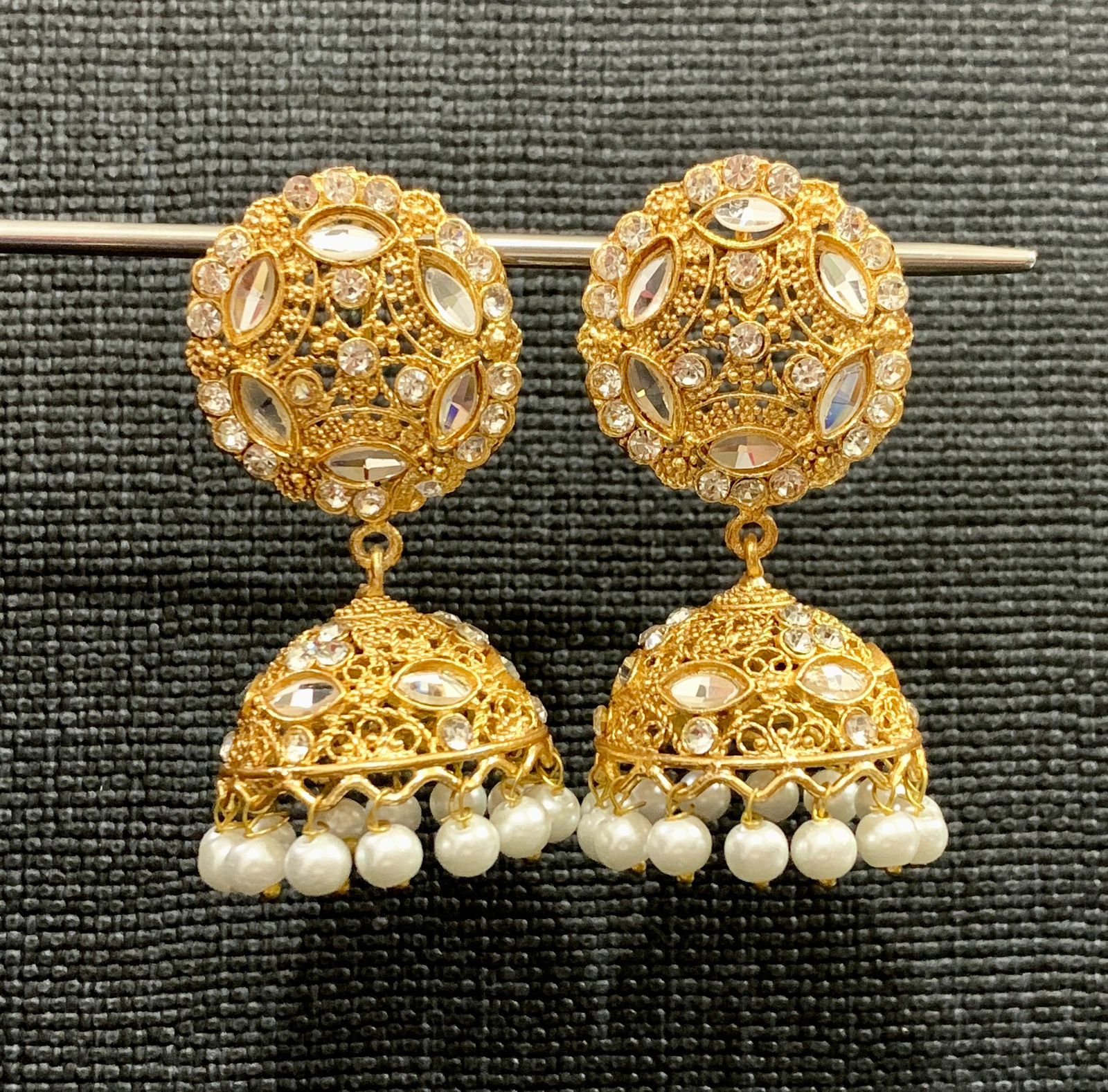 JHUMKA